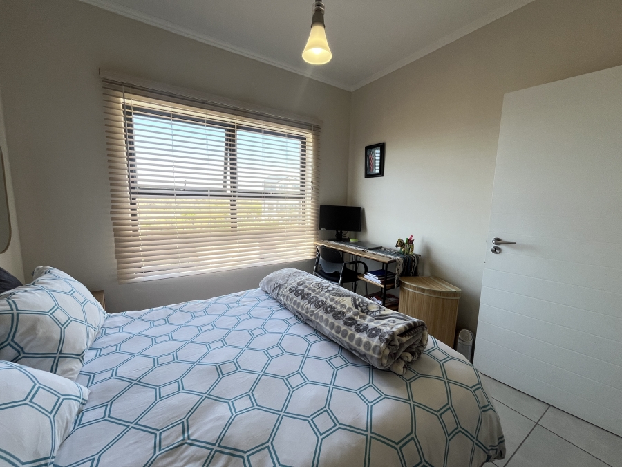 To Let 1 Bedroom Property for Rent in Richwood Western Cape